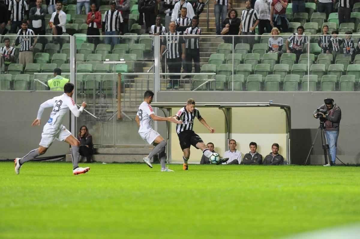 Atltico e Santos se enfrentaram, no Independncia, pela 13 rodada do Campeonato Brasileiro