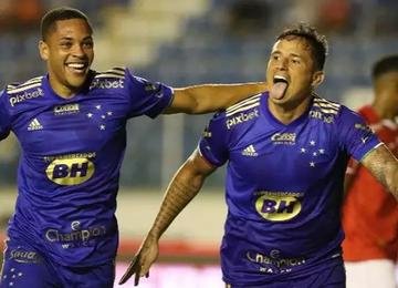Edu, Thiago e Vitor Roque somam 12 tentos em 2022 e ganham elogios do técnico Paulo Pezzolano 