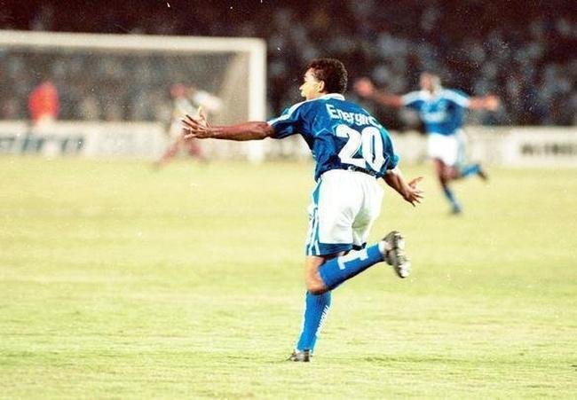 Cruzeiro comemora, nesta terça, 16 anos do bi da Libertadores