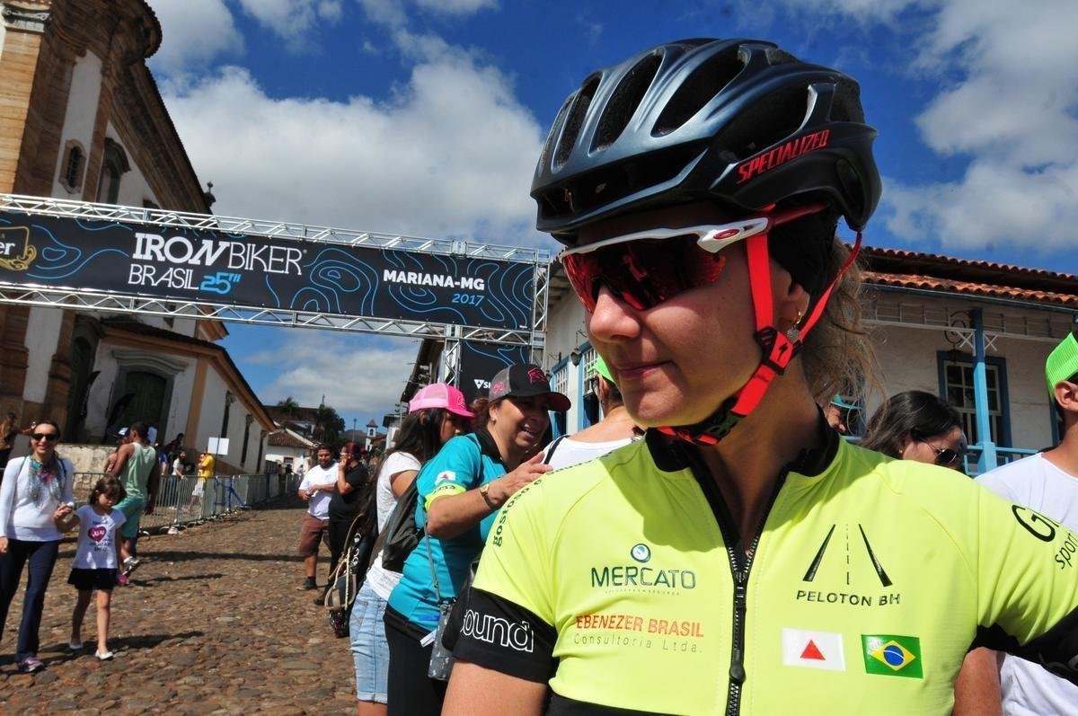 Cerca de 2 mil ciclistas participaram do primeiro dia do Iron Biker em Mariana