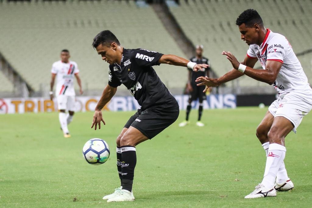 Veja imagens do empate entre Ferrovirio-CE e Atltico no Castelo