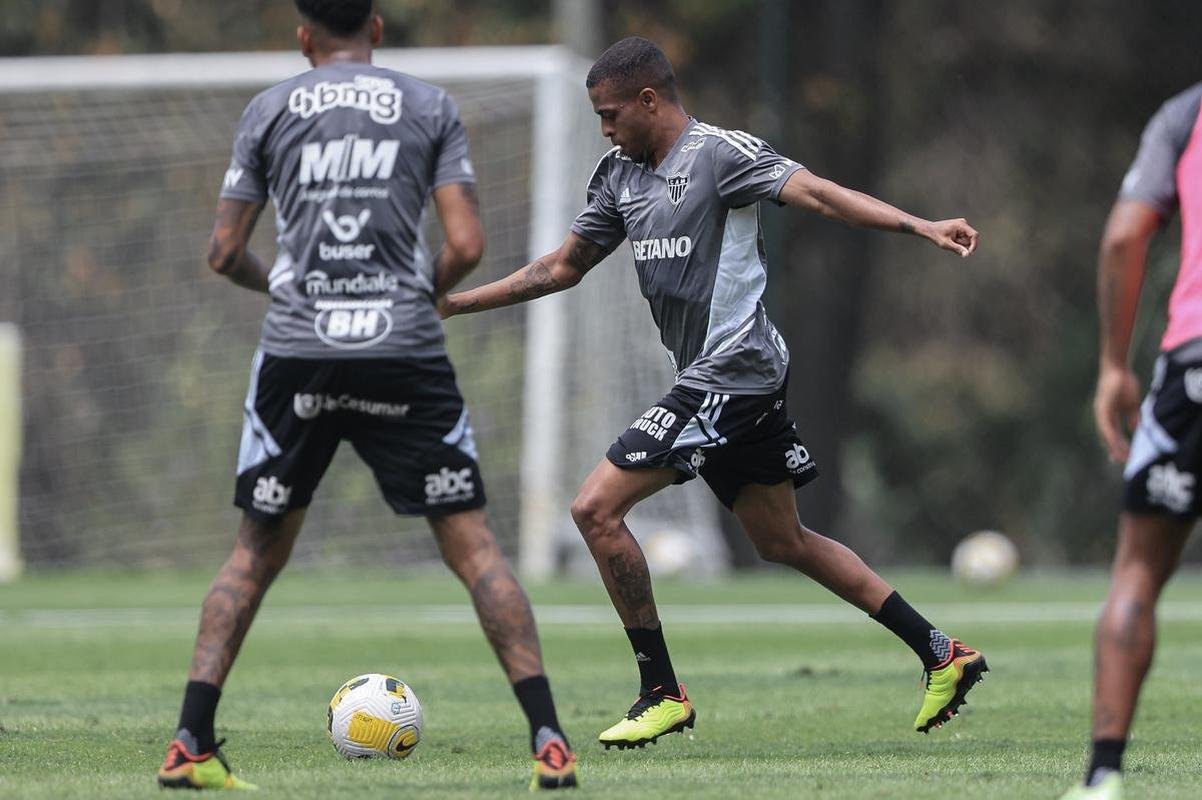 Fotos do treino do Atltico na Cidade do Galo, nesta quarta-feira (21/9).