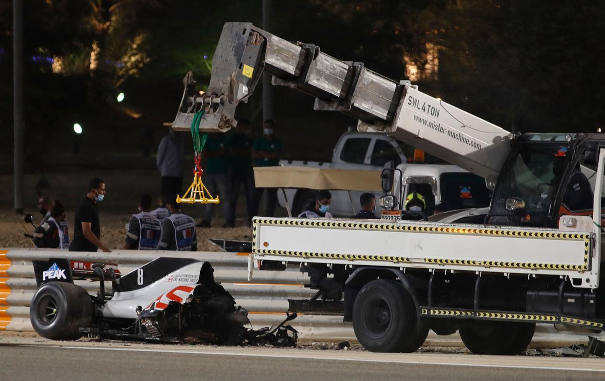 Carro de Grosjean pega fogo na Frmula 1; veja fotos