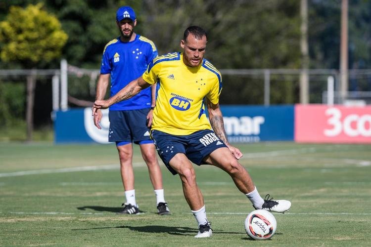Pedro Castro, 2º volante (46% dos votos)