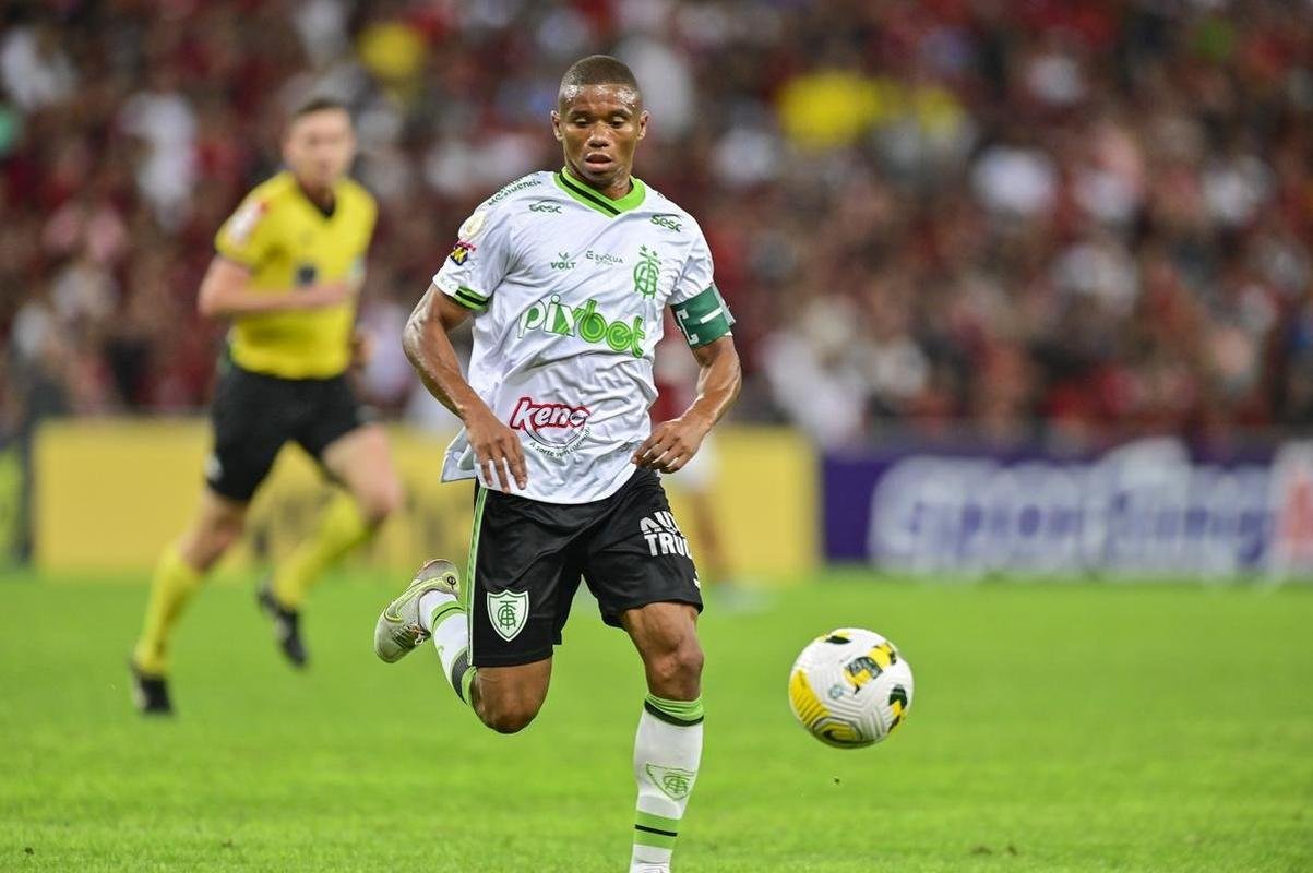 Amrica foi derrotado pelo Flamengo por 3 a 0, no Maracan 