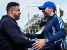 Pezzolano revela ofertas, mas recusa sada do Cruzeiro: 'Feliz com Ronaldo'
