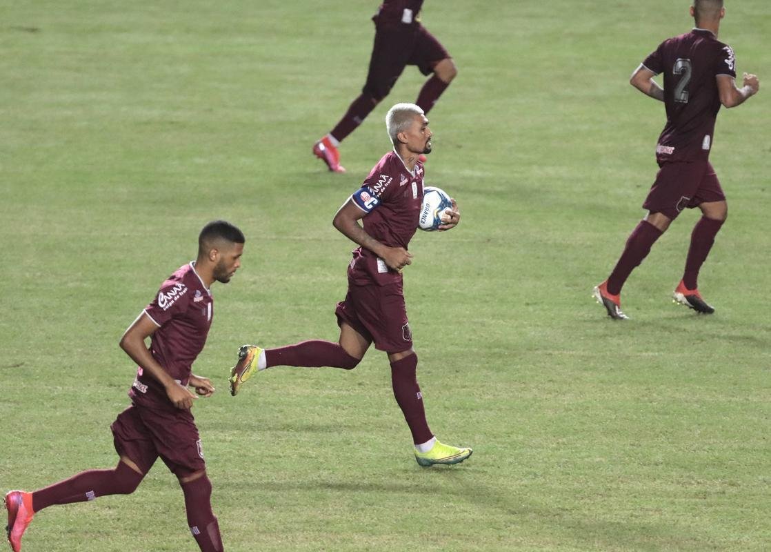 Náutico precisava vencer o Bahia para seguir na competição, ou contar com uma derrota do Santa Cruz contra o River-PI, ou do Ceará contra o CRB. Porém ambos venceram e o Timbu acabou goleado pelo Bahia em Pituaçu.