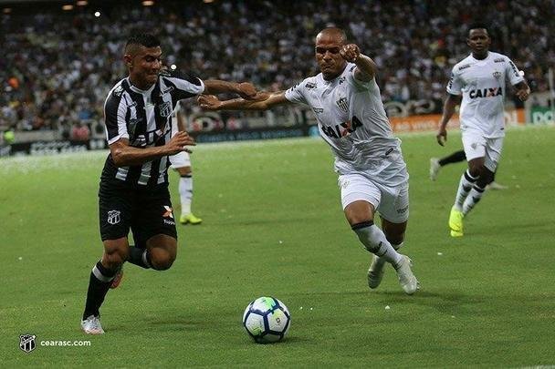 No Castelo, o Atltico perdeu por 2 a 1 para o Cear, em jogo da 31 rodada do Brasileiro