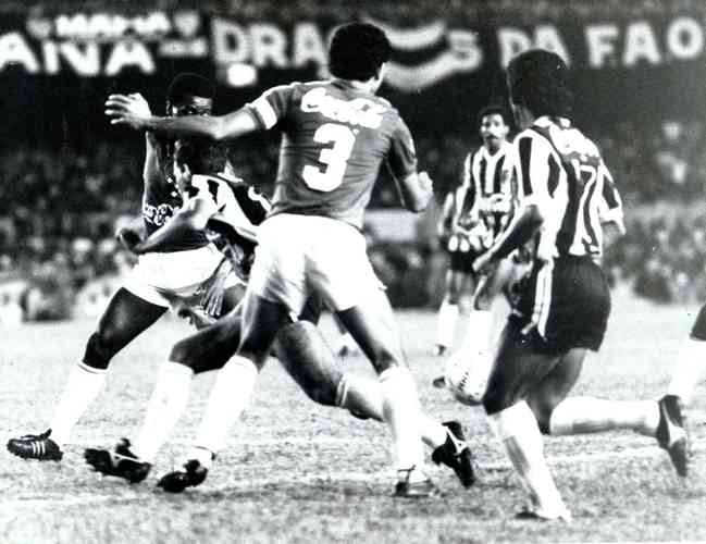 Cruzeiro 1 x 0 Atltico, em 1990, foi a ltima final com jogo nico do Campeonato Mineiro