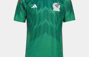 A camisa I do Mxico para a Copa do Mundo  verde e foi produzida pela Adidas