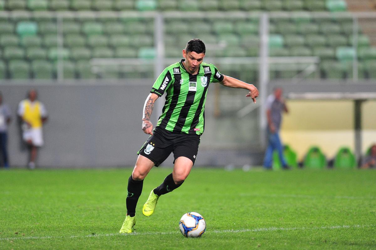 Amrica e Cricima travaram bom duelo na Arena Independncia pela Srie B