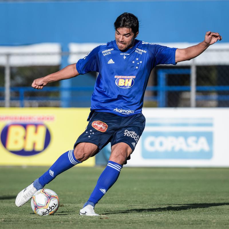 Cruzeiro treinou na tarde desta terça-feira (1/12), na Toca da Raposa II, e encerrou sua preparação para enfrentar o América, no Independência, pela 25ª rodada da Série B