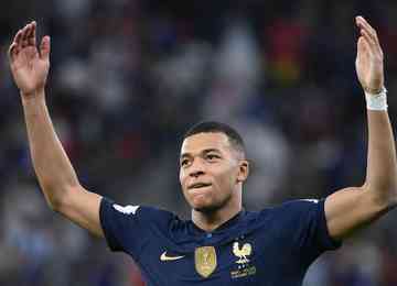 Mbappé é apontado por internautas como o craque da Copa do Mundo do Catar após mais uma atuação de destaque pela Seleção da França