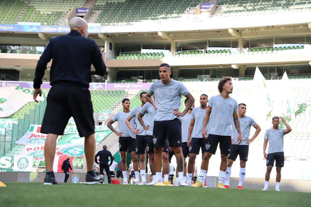Fotos do aquecimento do Atltico no Allianz Parque antes do jogo contra o Palmeiras pela 19 rodada do Campeonato Brasileiro