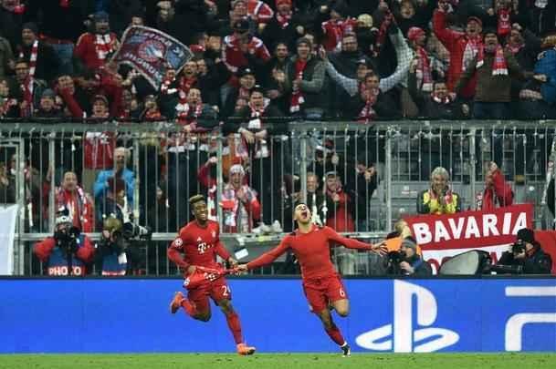 O Bayern de Munique conseguiu um vitria histria sobre a Juventus nesta quarta-feira para avanar s quartas de final da Liga dos Campees. Aps sair perdendo por 2 a 0, conseguiu o empate aos 45 minutos do segundo tempo e garantiu o triunfo por 4 a 2 no segundo tempo da prorrogao. O jovem Coman, de apenas 19 anos, est no Bayern emprestado pela Juventus, participou dos dois gols no tempo normal e marcou o tento que fechou a contagem na Allianz Arena.