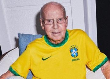O ex-técnico e jogador multicampeão com a Seleção Brasileira vem apresentando boa evolução clínica e respostas positivas contra infecção respiratória