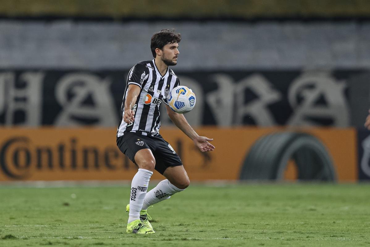 Igor Rabello (zagueiro)