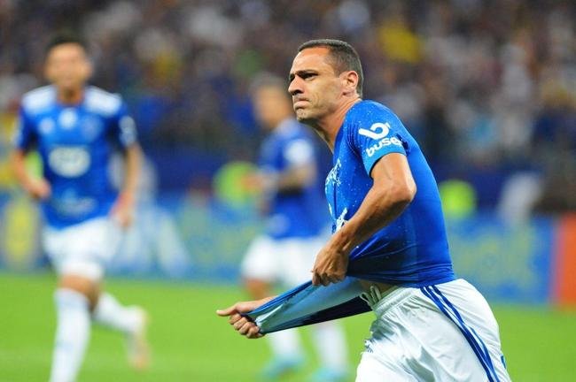 Cruzeiro 3 x 2 CSA: veja fotos do jogo da taa