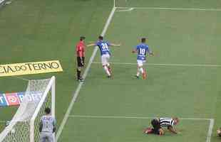 Thiago Neves marca segundo gol do Cruzeiro e garante ttulo estadual