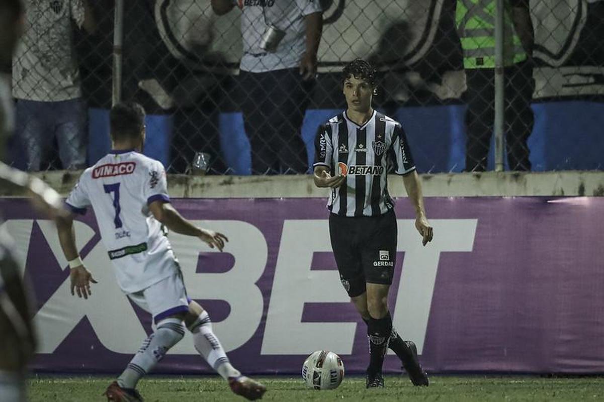 O Atltico foi at Patos de Minas para enfrentar, nesta quarta-feira (9), a URT. A partida, vlida pela 5 rodada do Campeonato Mineiro, foi realizada no Estdio Zama Maciel.