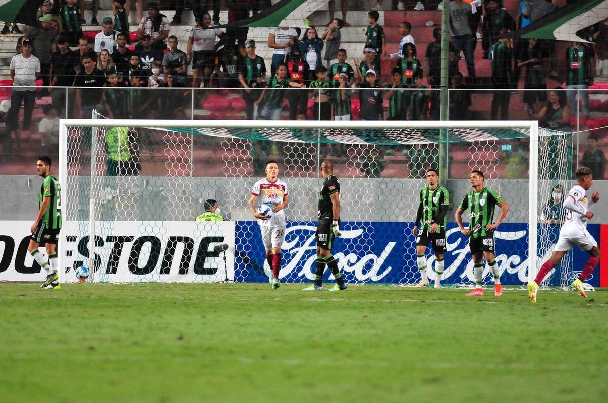 Fotos do jogo entre Amrica e Tolima, no Independncia, em Belo Horizonte, pela terceira rodada do Grupo D da Copa Libertadores 2022