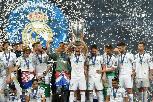 Festa do Real Madrid com a conquista da 13 Liga dos Campees, a terceira de forma seguida