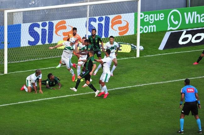 Fotos do jogo entre Amrica e Juventude, no Independncia, em Belo Horizonte, pela sexta rodada da Srie A do Brasileiro