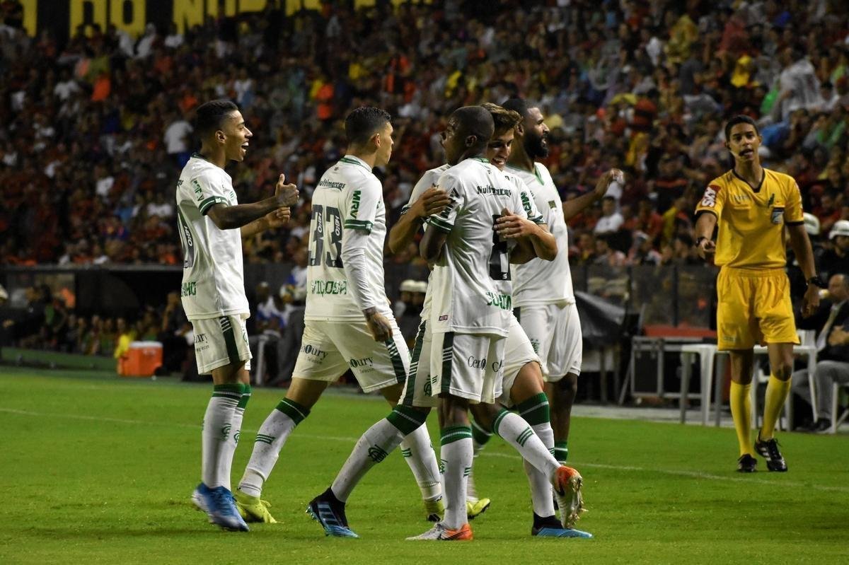 Fotos da vitria do Amrica sobre o Sport, por 2 a 0, na Ilha do Retiro, pela Srie B