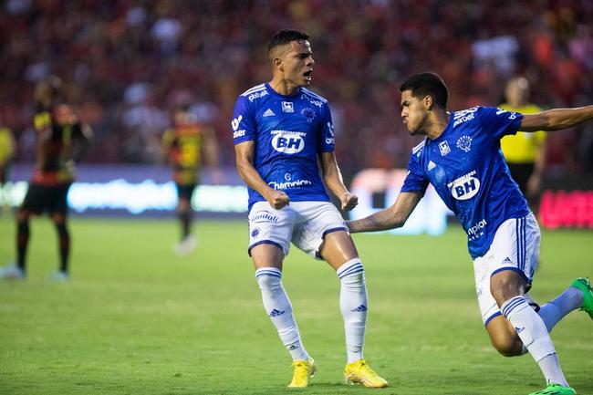 Cruzeiro foi batido pelo Sport por 3 a 1 na Ilha do Retiro pela Série B