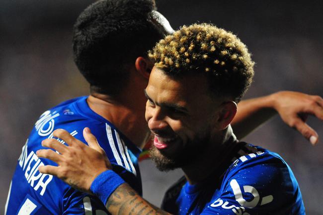 O Cruzeiro goleou o Náutico por 4 a 0 no Independência, em Belo Horizonte, na 26ª rodada da Série B