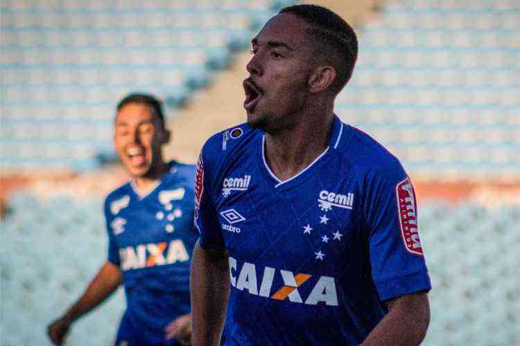 Jogadores falam sobre o que deu errado na preparação do Cruzeiro para o  Mundial de 97 - Superesportes