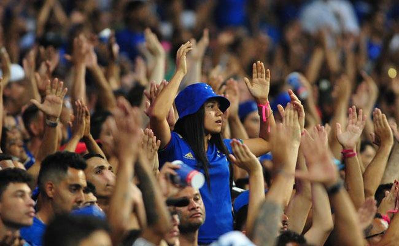 5 Cruzeiro 1 x 1 Ituano - 56.889 torcedores, no Mineiro, pela 33 rodada da Srie B; renda de R$ 2.217.114,00.