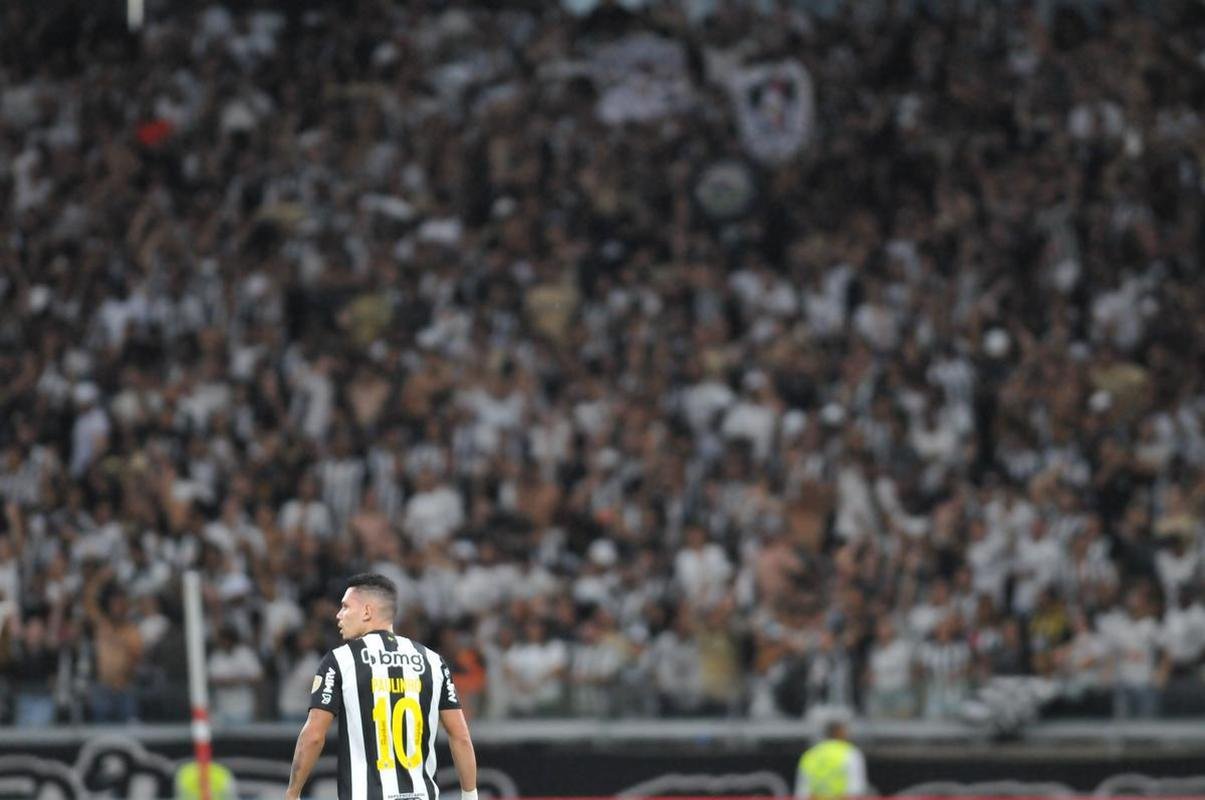 Equipes se enfrentaram na noite desta quarta-feira pela terceira fase da Copa Libertadores, no Mineiro, em Belo Horizonte