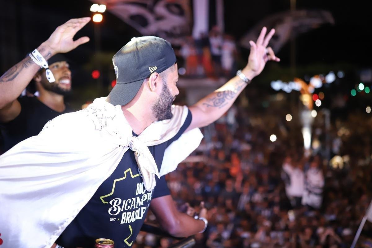 Bastidores da festa do Atltico em comemorao ao ttulo brasileiro