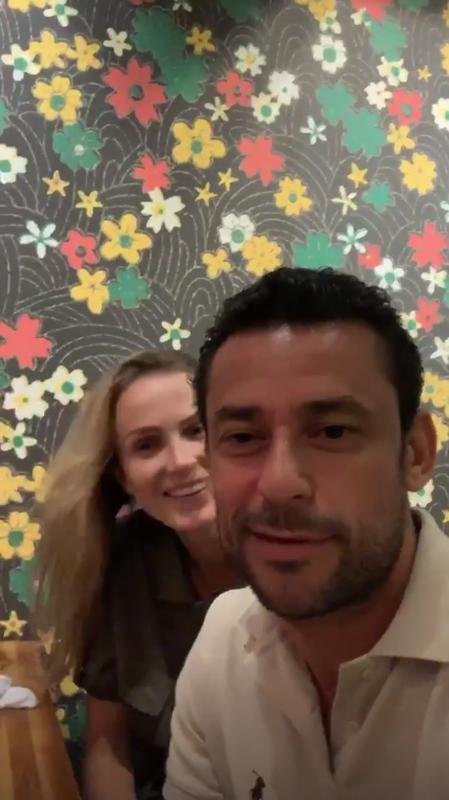 Atacante Fred, o Rei dos Stories, em restaurante de BH