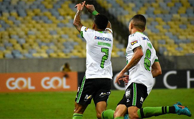 Matheusinho festeja: América conquista vitória importante sobre o Fluminense
