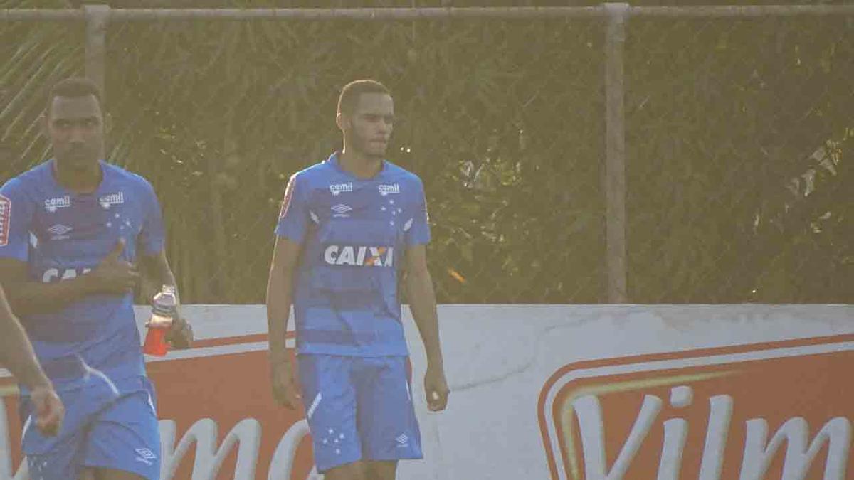 Careca (atacante) - veio para o Cruzeiro após marcar 23 gols em 36 jogos pelo Atlético-AC. Por conta do bom rendimento nos treinamentos, chegou a ser relacionado para alguns jogos pelo técnico Mano Menezes.