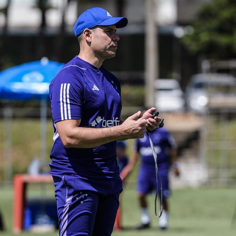 O Cruzeiro treinou nesta quarta-feira (5/4), na Toca da Raposa II, em Belo Horizonte