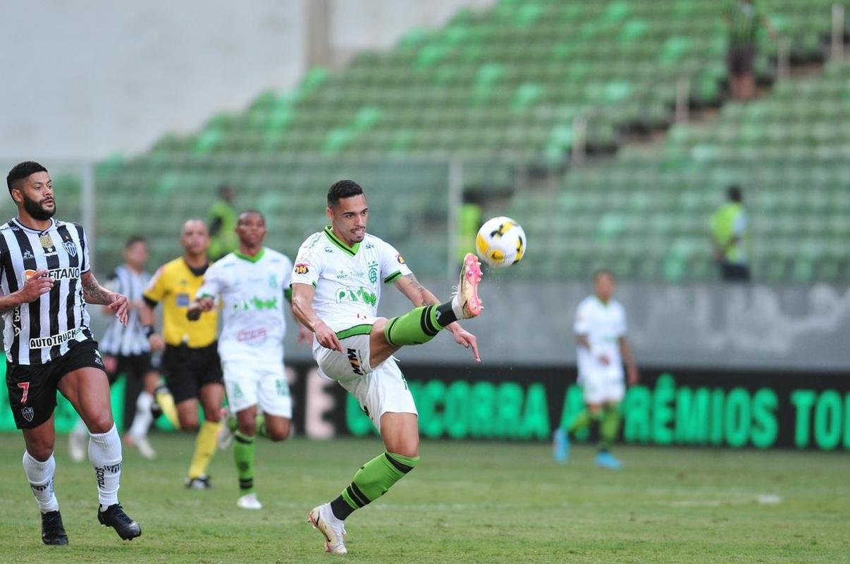Fotos da partida entre Atltico e Amrica, no Independncia, pela quinta rodada do Campeonato Brasileiro