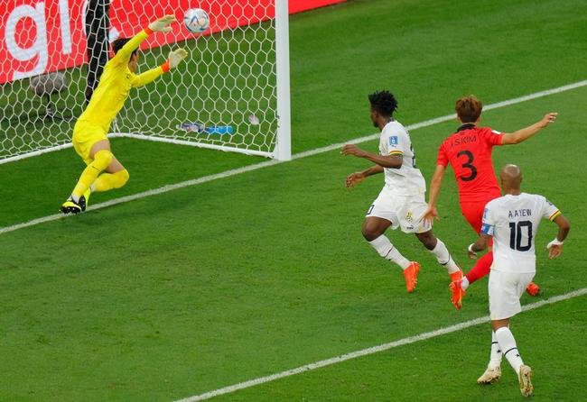 Imagens da partida entre Coreia do Sul e Gana, pelo Grupo H da Copa do Mundo, no Est�dio Cidade da Educa��o, em Al Rayyan 
