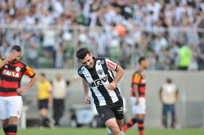 D�tolo marcou gol de placa no Independ�ncia e fechou com chave de ouro grande atua��o