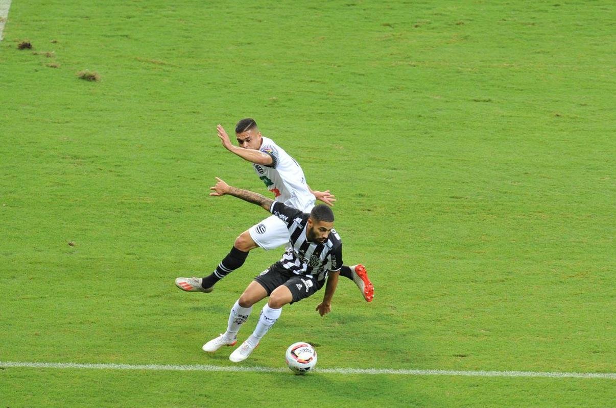 O Atltico recebeu o Athletic nesta tera-feira (15), no Mineiro, em Belo Horizonte. A partida, vlida pela 7 rodada do Campeonato Mineiro de 2022, marcou o centsimo jogo do goleiro Everson com a camisa do Galo.