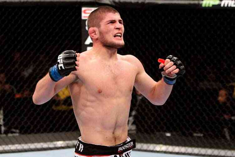 Khabib Nurmagomedov conquista primeiro cinturão da Rússia no UFC