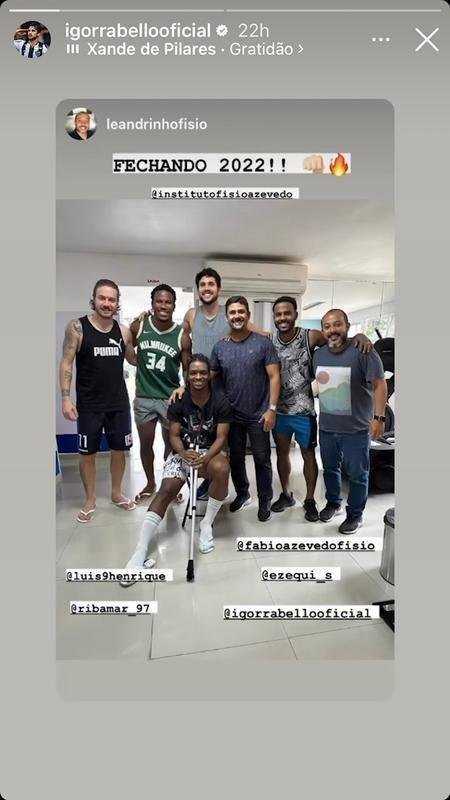 Em recuperao de uma grave leso ligamentar, Rabello tambm registrou sesso de fisioterapia na companhia do atacante Ribamar, ex-Amrica.