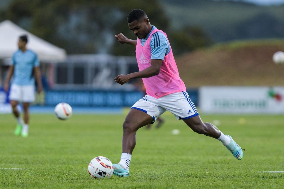 Cruzeiro venceu o Patrocinense neste sbado (21/1), na estreia do Mineiro