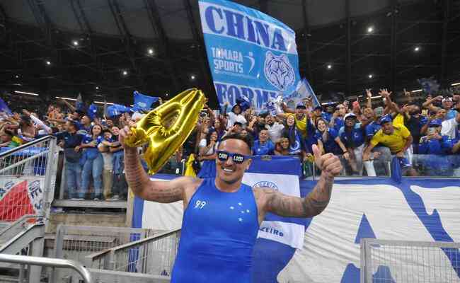 Edu celebrates imminent return of Cruzeiro 