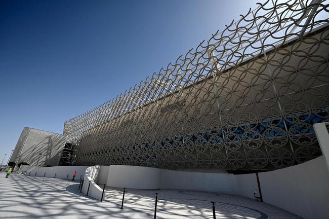 Estdio Ahmad Bin Ali: arena para 40 mil torcedores fica na cidade de Al Rayyan, sede de um dos mais tradicionais clubes do Catar, e tem design inspirado na histria do pas
