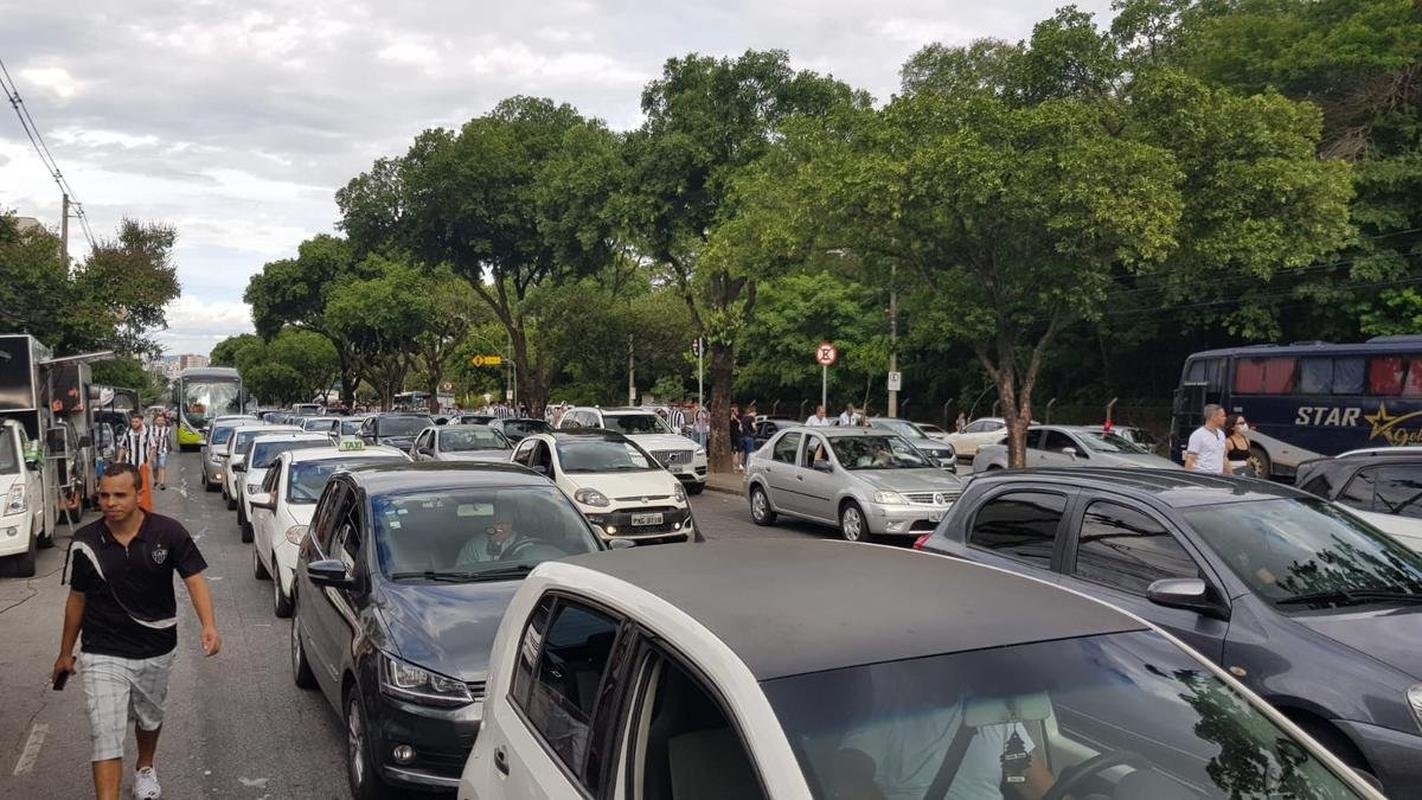 Chegada da torcida do Atltico ao Mineiro para a final da Copa do Brasil, contra o Athletico-PR