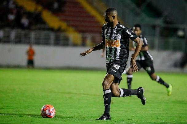 Confira imagens do jogo em Varginha