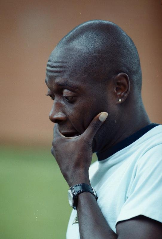 Fotos da passagem do jogador Rincn pelo Cruzeiro, em 2001.  Ele faleceu aos 55 anos nesta quarta-feira (13/4/2022), aps sofrer acidente automobilstico em Cali, na Colmbia, no dia 11.